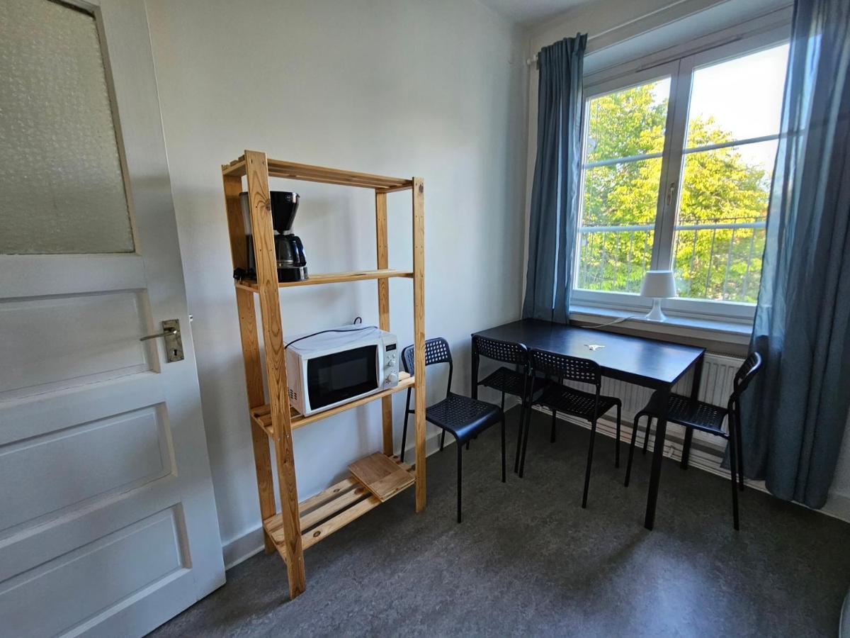 Home Inn Rsg19 Стокхолм Екстериор снимка