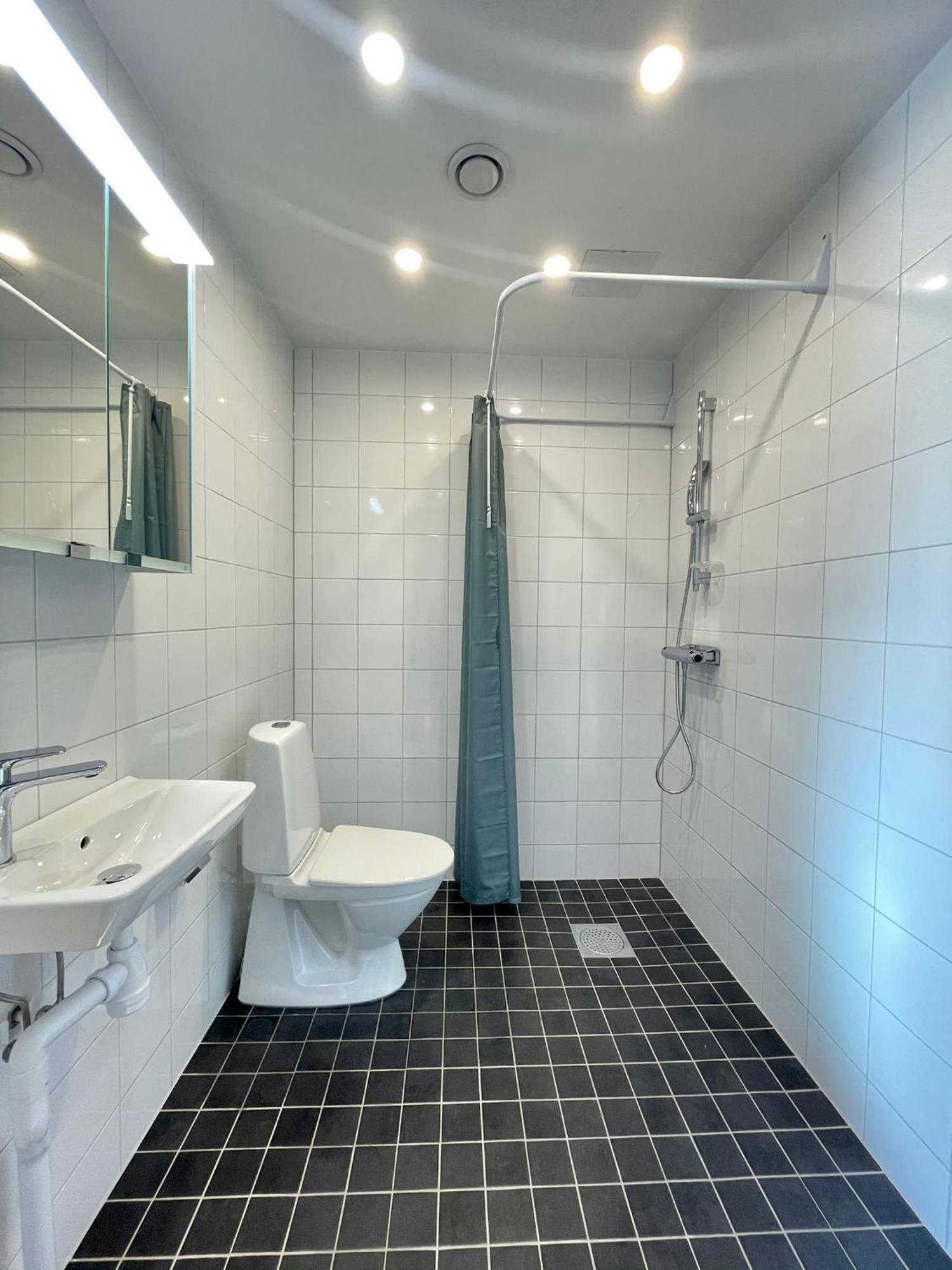 Home Inn Rsg19 Стокхолм Екстериор снимка